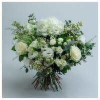 A White Appassionata €100