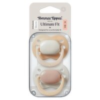 Tommee Tippee Ultimate Fit Soother, 0-6 Months, 4 Pack, Orthodontic Dummy