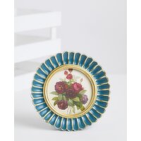 Carolyn Donnelly Eclectic Round Scallop Frame Green 