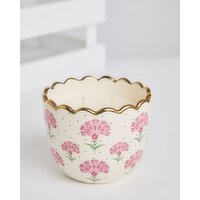 Carolyn Donnelly Eclectic Scallop Design Candle Pink