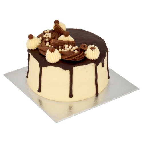 Dunnes Stores Vanilla & Chocolate Loaded Drip Cake 1008g