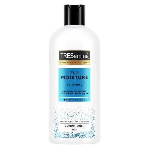 TRESemme  Conditioner Rich Moisture 680 ml 