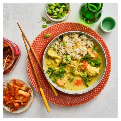 Neon Yellow Chicken Curry & Fried Rice 500g