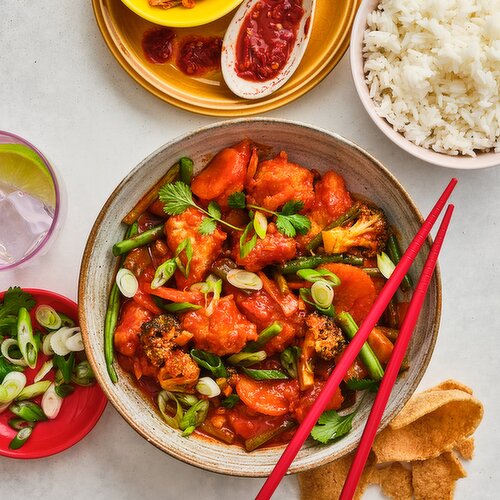 Neon Crispy Sriracha Chicken & Steamed Rice 450g