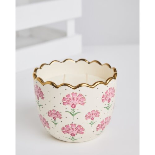 Carolyn Donnelly Eclectic Scallop Design Candle Pink 