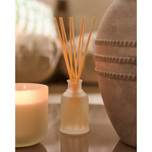 Aromatic Musk Swirl Diffuser White 