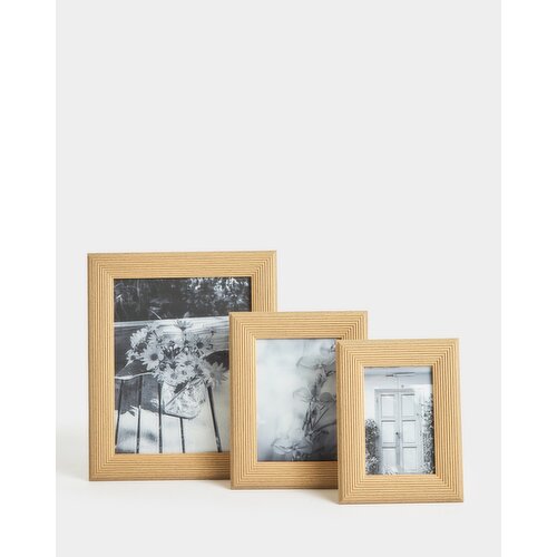 Linear Wooden Frame Natural 5in X 7in